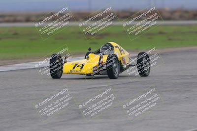 media/Jan-14-2023-CalClub SCCA (Sat) [[d2757389b8]]/Group 5/Race (Sunset)/